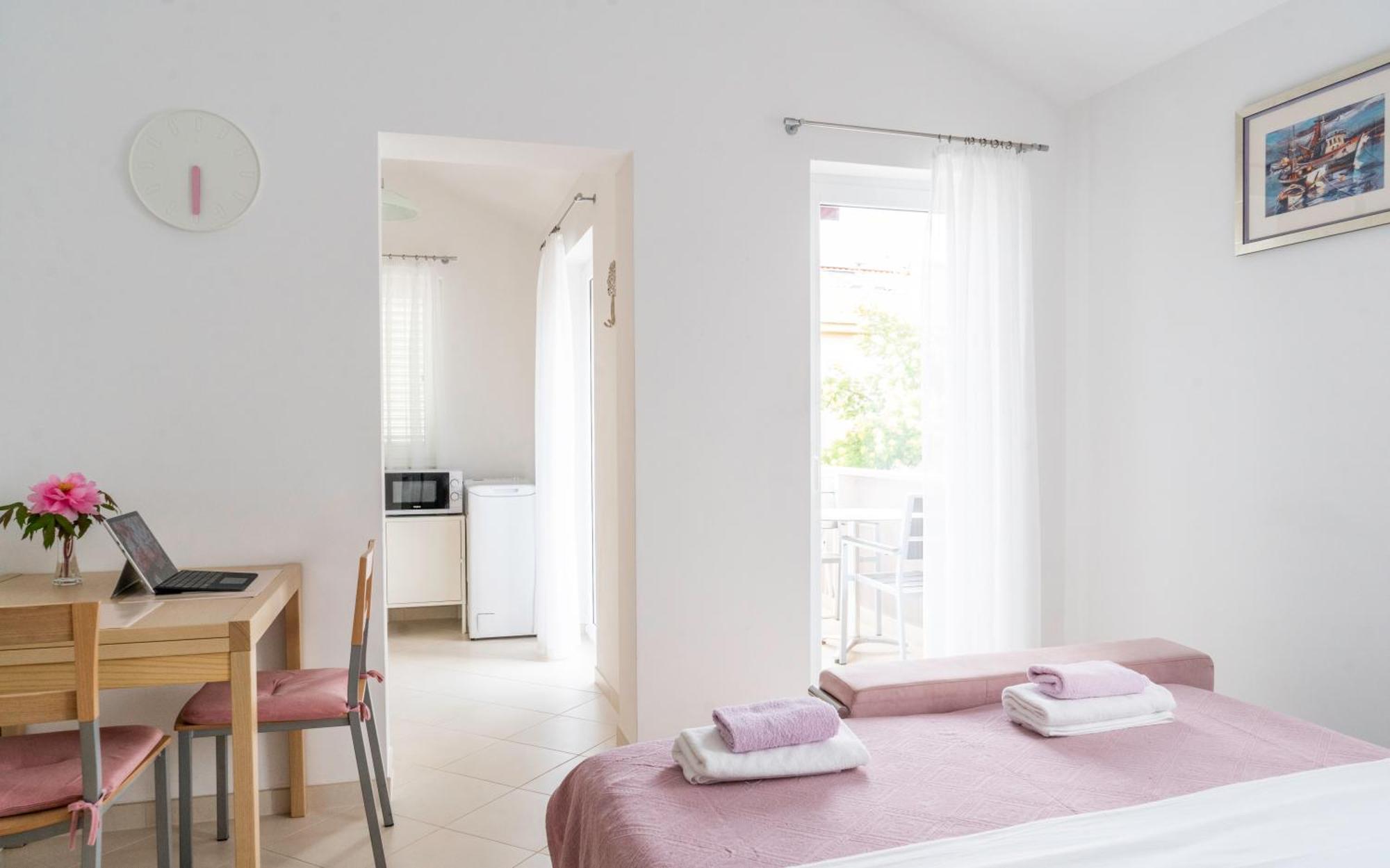 Apartment Lila Cres